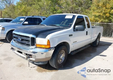 2001 Ford F-250 Lariat/Xl/Xlt z USA, uszkodzony, nr VIN 1FTNX20F01EB00282